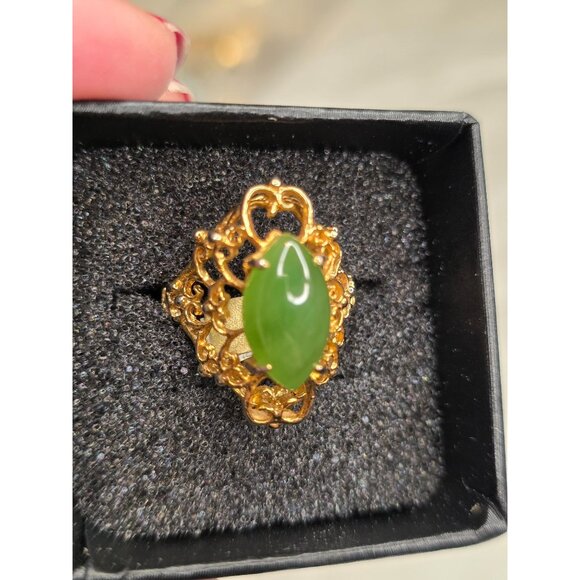 Vintage Gold Plated Green Stone Ring Size 6.5 Elegant Filigree Design Exquisite - Picture 5 of 11